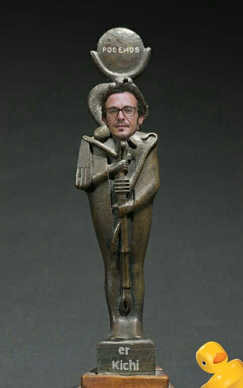 ya-son-semidioses-en-las-instituciones