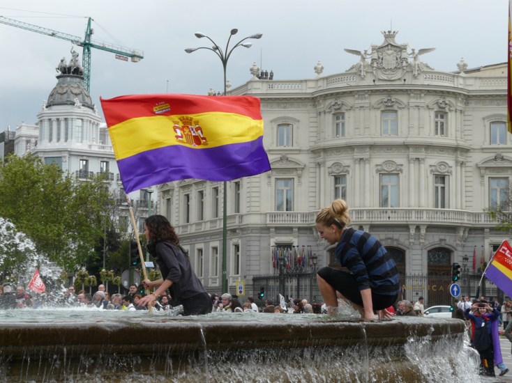 Image result for 1o de mayo banderas republicanas