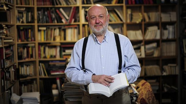 «Europa se va a la mierda y en 50 años caerá, la inmigración musulmana es inasimilable» (Juan Eslava&nbsp;Galán)