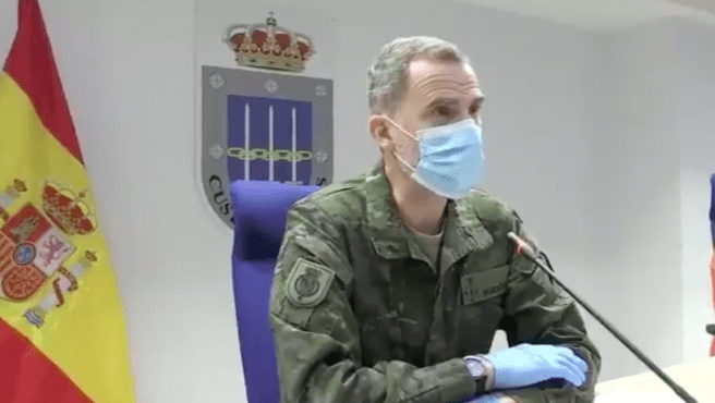 PSOE-PODEMOS afilan la guillotina, van a por Felipe VI