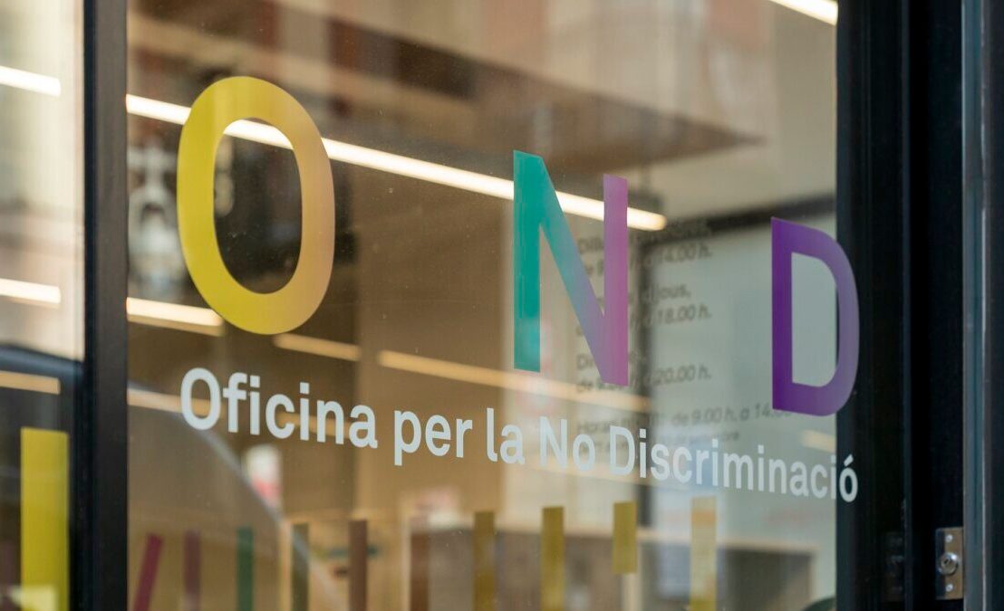 Colau multa con 45.000 euros al propietario de un piso por negarse a alquilarlo a un&nbsp;marroquí